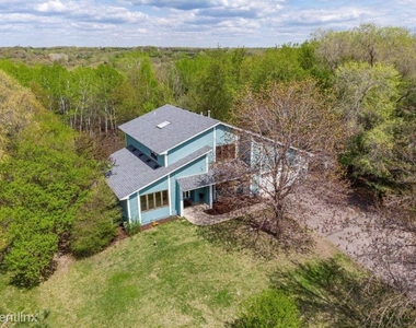 6054 Kalen Dr - Photo Thumbnail 1