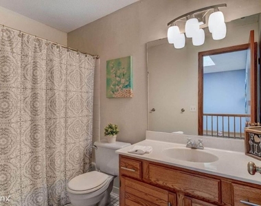 6054 Kalen Dr - Photo Thumbnail 17