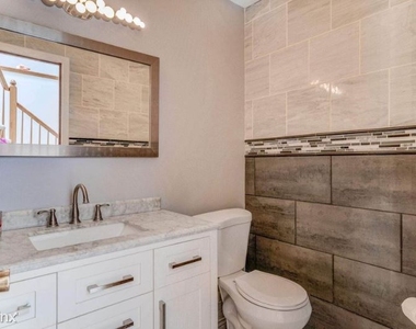 6054 Kalen Dr - Photo Thumbnail 8