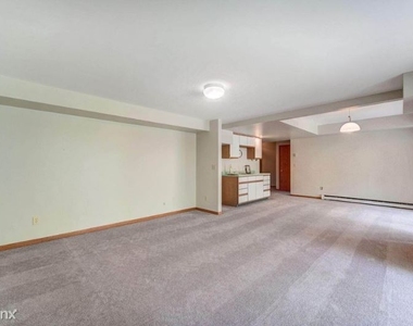 6054 Kalen Dr - Photo Thumbnail 20