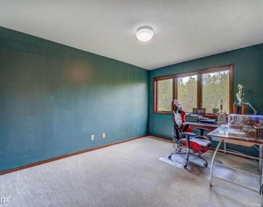 6054 Kalen Dr - Photo Thumbnail 15