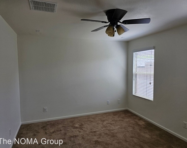 36870 N Coronado Ln - Photo Thumbnail 14