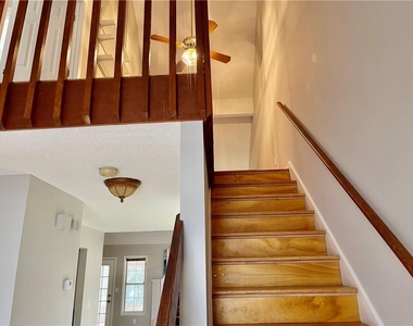 5059 Laurel Springs Way Se - Photo Thumbnail 17