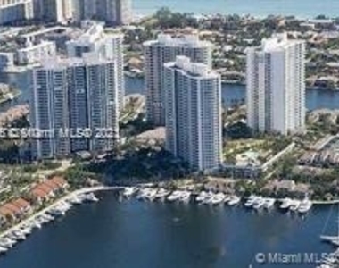 6000 Island Blvd - Photo Thumbnail 40