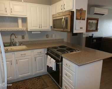 256 Lake Havasu Ave - Photo Thumbnail 5