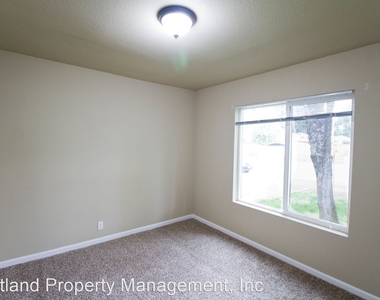 8532 Se 62nd Avenue - Photo Thumbnail 5