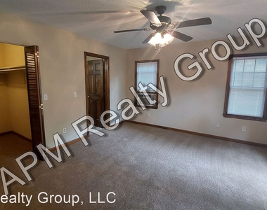 1417 Waterwood Drive - Photo Thumbnail 3