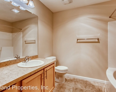 590 Nw Lost Springs Terrace #304 - Photo Thumbnail 11