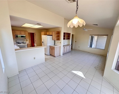 9437 Eagle Valley Drive - Photo Thumbnail 0