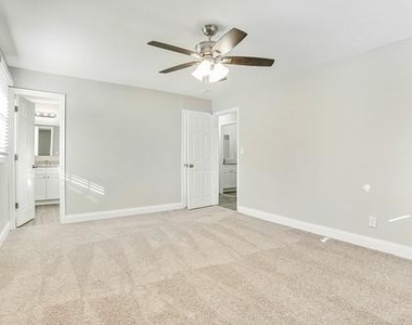 3082 Donavan Way - Photo Thumbnail 25