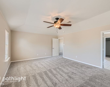 3802 Cloudbluff Lane Unit - Photo Thumbnail 10