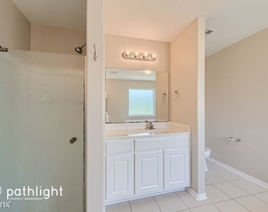 3802 Cloudbluff Lane Unit - Photo Thumbnail 12