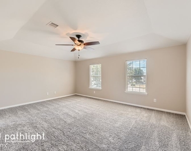 3802 Cloudbluff Lane Unit - Photo Thumbnail 9