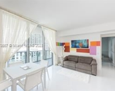 1300 Brickell Bay Dr Apt 2611 - Photo Thumbnail 0