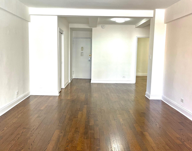 East 69th Street - Photo Thumbnail 1