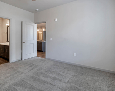 2870 Arapahoe Rd - Photo Thumbnail 23