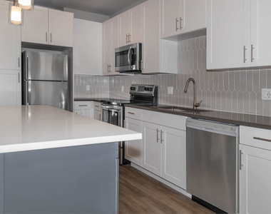2870 Arapahoe Rd - Photo Thumbnail 4