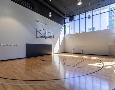 1010 Brickell Ave - Photo Thumbnail 23