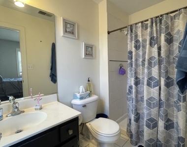 7859 W Addison Street - Photo Thumbnail 10