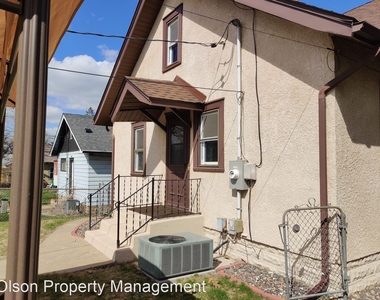4131 Russell Avenue North - Photo Thumbnail 2