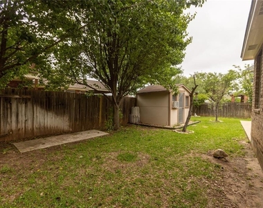 2315  Wheaton Trl - Photo Thumbnail 32