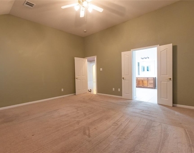 2315  Wheaton Trl - Photo Thumbnail 10