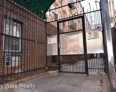 3412 Spring Garden Street - Photo Thumbnail 1