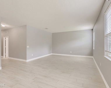 2944 Boating Boulevard Unit - Photo Thumbnail 9