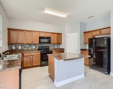 2944 Boating Boulevard Unit - Photo Thumbnail 1