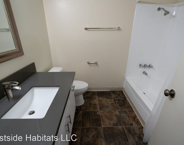 641 Gayley Ave - Photo Thumbnail 9