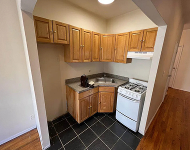 161 Rivington Street - Photo Thumbnail 5