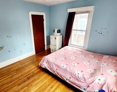 25 Essex St - Photo Thumbnail 13