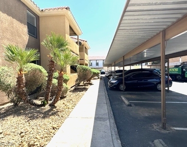 3135 S Mojave Road - Photo Thumbnail 11