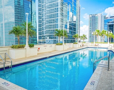 1200 Brickell Bay Dr - Photo Thumbnail 22