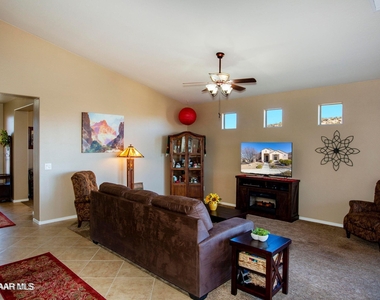 1195 N Rigo Ranch Road - Photo Thumbnail 10