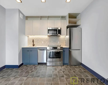 475 Grand Street - Photo Thumbnail 3