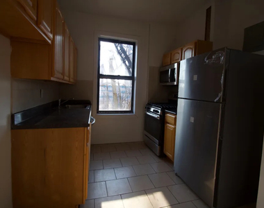 935 St Nicholas Avenue - Photo Thumbnail 5