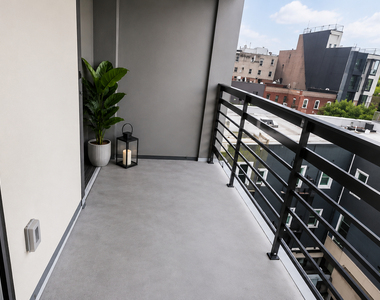 155 Meserole Street - Photo Thumbnail 2