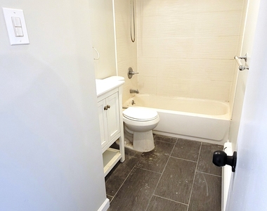 170-20 Lithonia Avenue - Photo Thumbnail 16