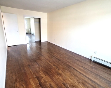170-20 Lithonia Avenue - Photo Thumbnail 12