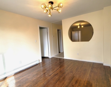 170-20 Lithonia Avenue - Photo Thumbnail 5