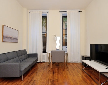 120 East 39th Street - Photo Thumbnail 5