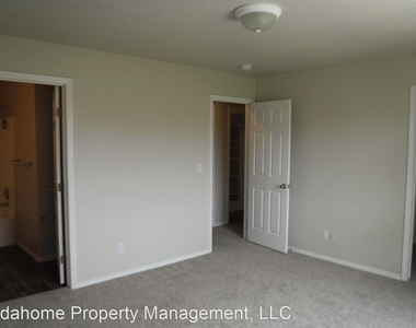 8585 W Wall Dr - Photo Thumbnail 11