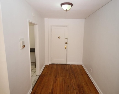 2102 Holland Avenue - Photo Thumbnail 1