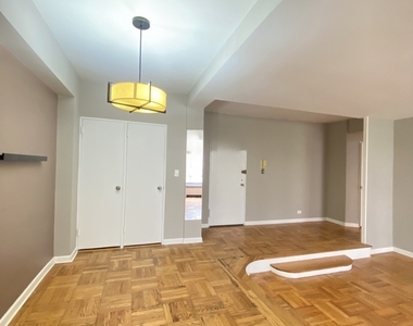98-51 64th Avenue - Photo Thumbnail 3