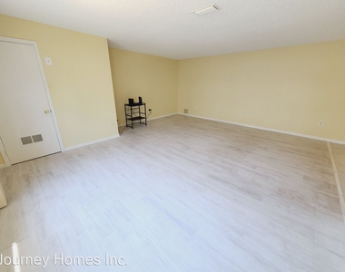 5521 80th Street North, Unit #311 - Photo Thumbnail 15