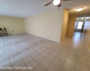 5521 80th Street North, Unit #311 - Photo Thumbnail 2