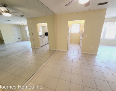 5521 80th Street North, Unit #311 - Photo Thumbnail 14