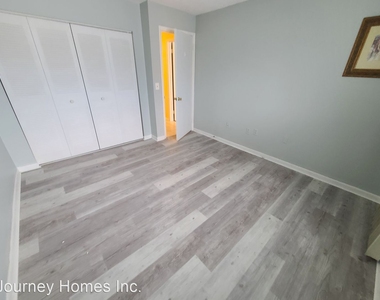 5521 80th Street North, Unit #311 - Photo Thumbnail 6