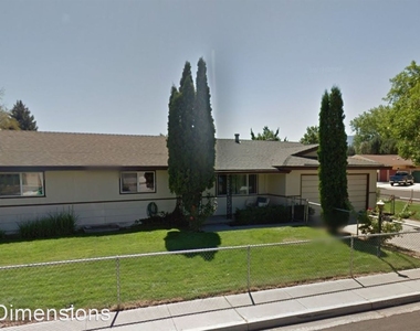 809 Sonoma Street - Photo Thumbnail 0